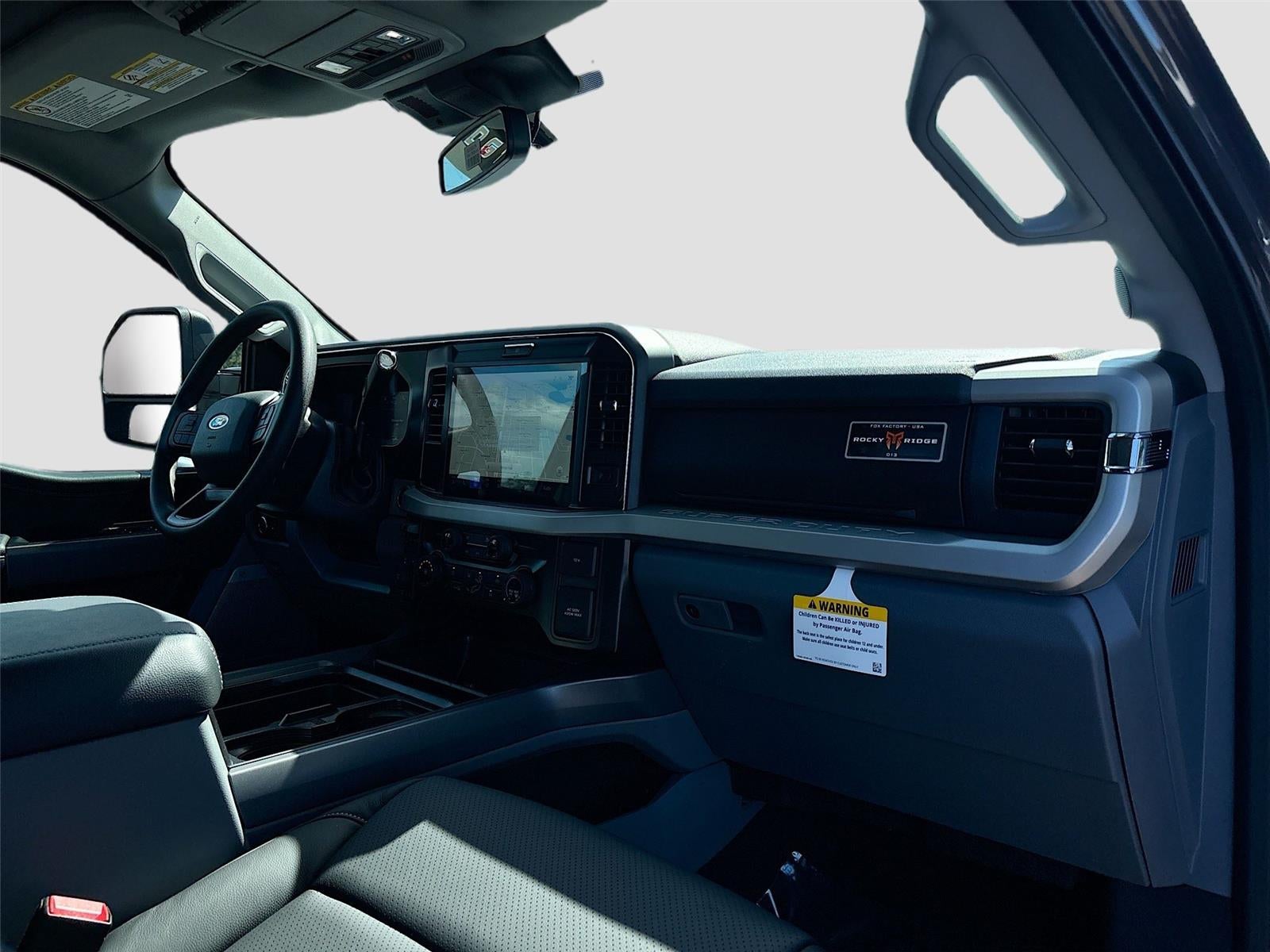 2026 Ford Super Duty F-250 XLT SRW Black Widow