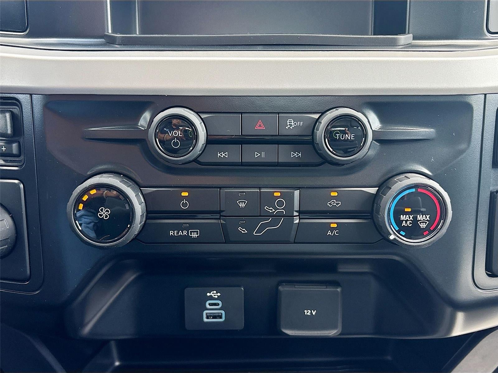 2026 Ford Super Duty F-350 SRW XLT