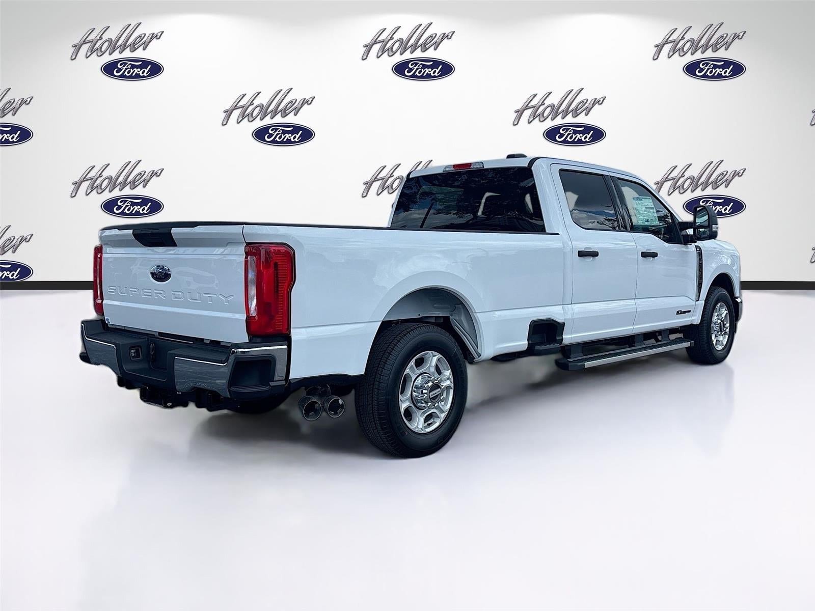 2026 Ford Super Duty F-350 SRW XLT
