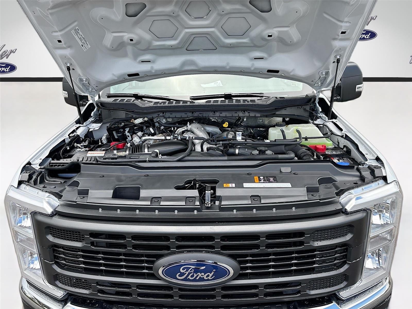 2026 Ford Super Duty F-350 SRW XL