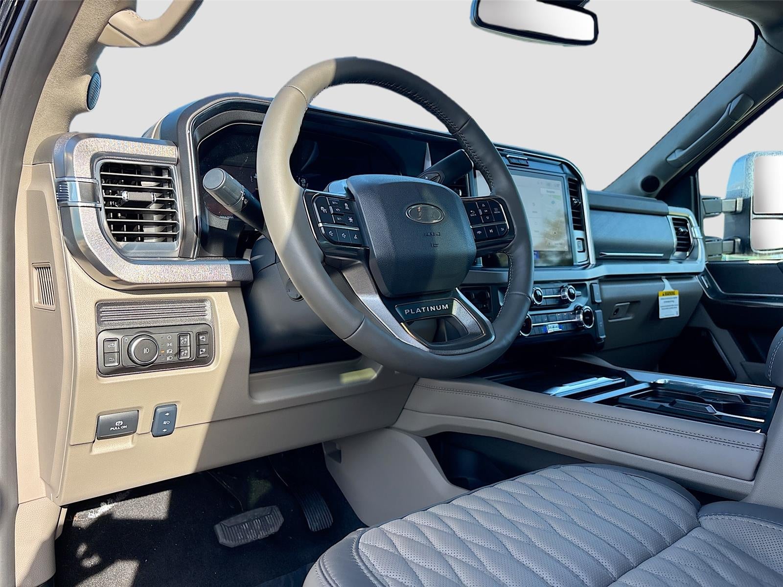 2026 Ford Super Duty F-350 SRW Platinum