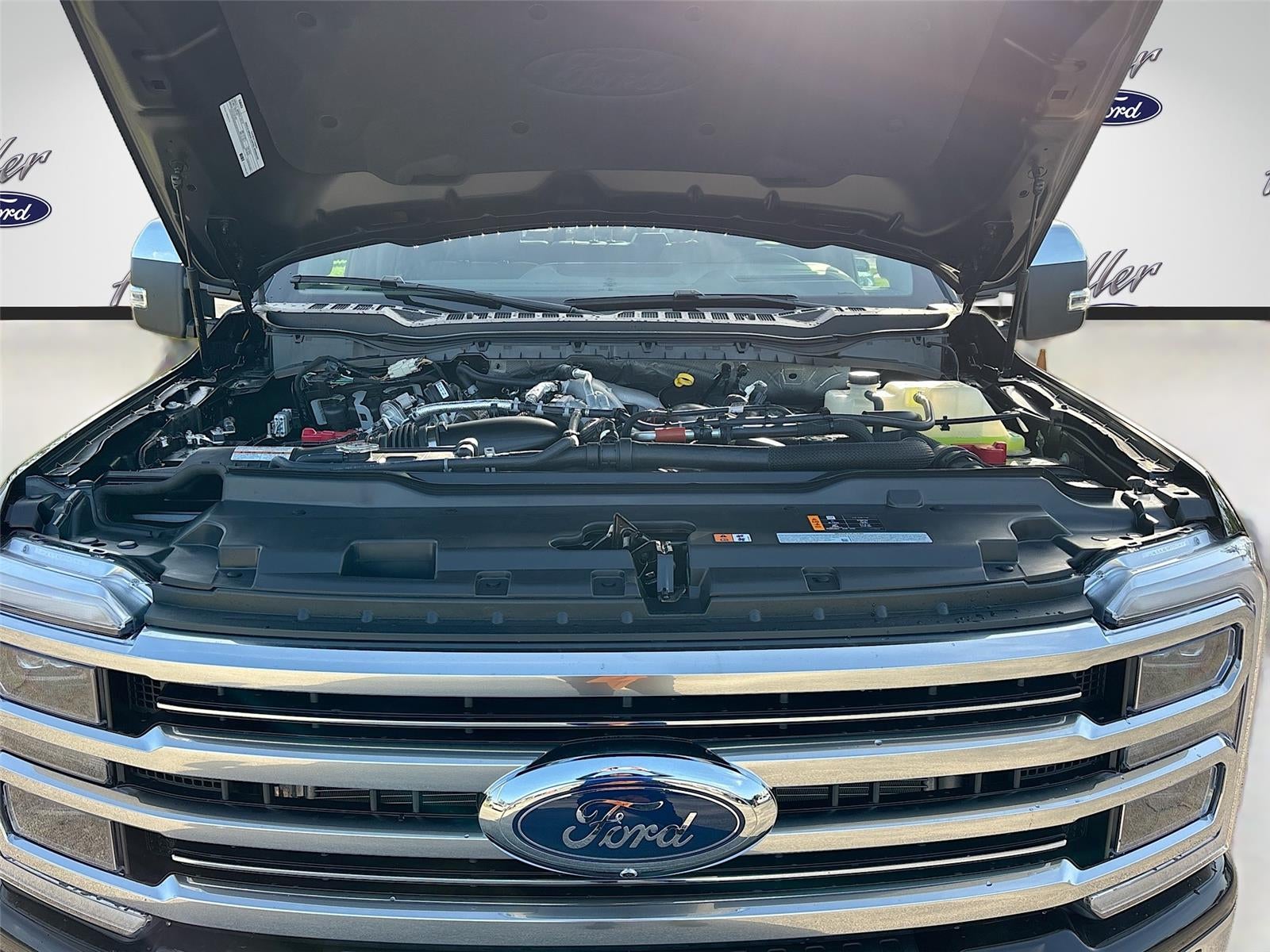 2026 Ford Super Duty F-350 SRW Platinum