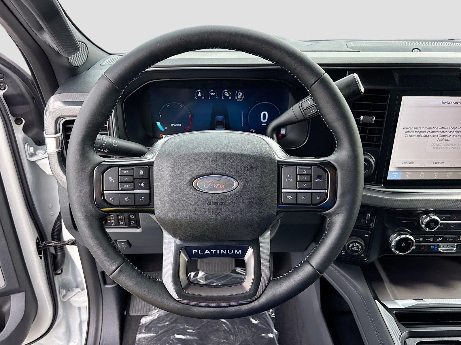 2026 Ford Super Duty F-350 SRW Platinum