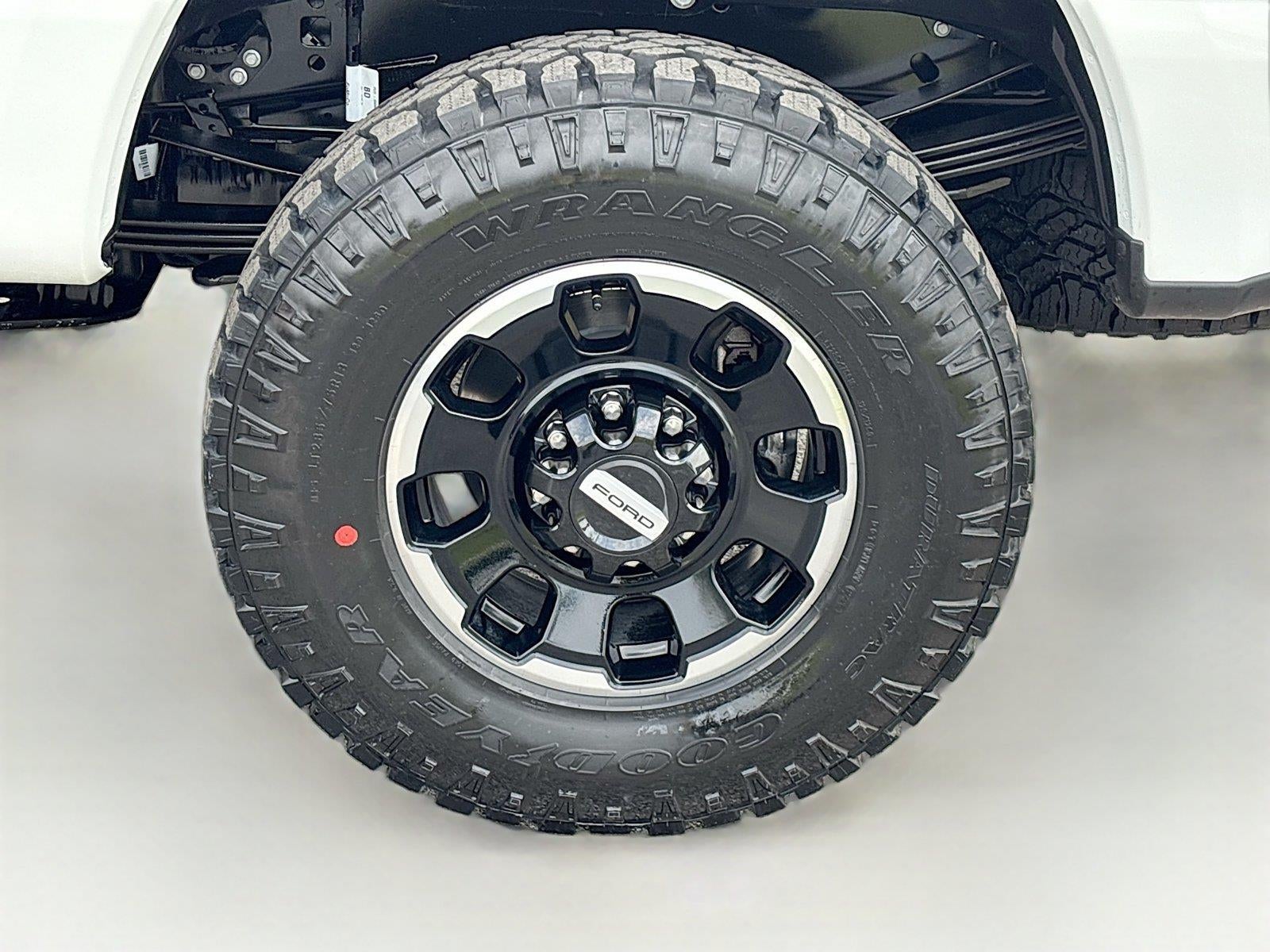 2026 Ford Super Duty F-350 SRW Platinum
