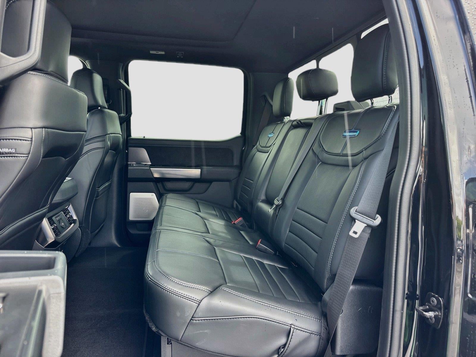 2026 Ford Super Duty F-350 Srw Platinum