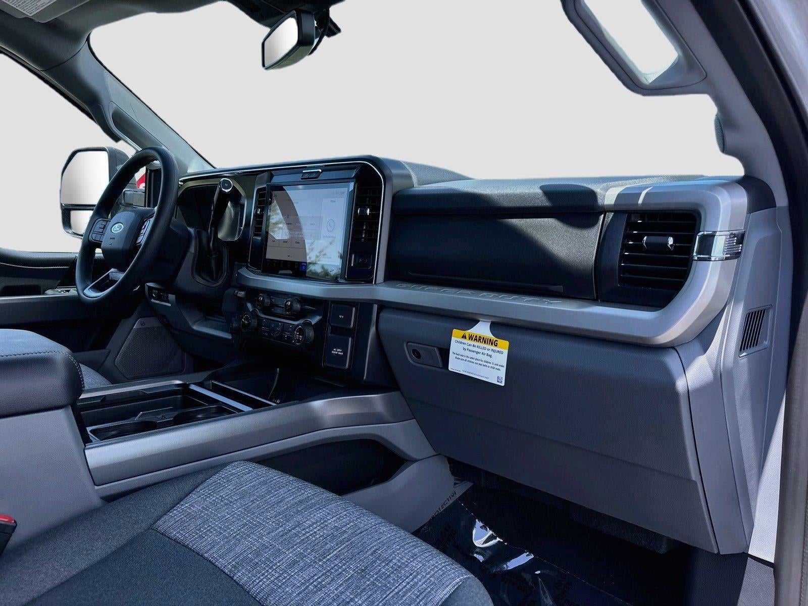 2026 Ford Super Duty F-350 Srw XLT