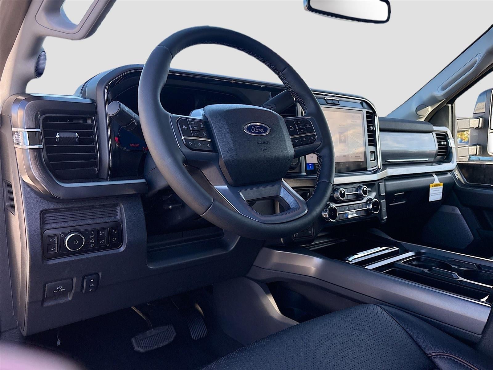 2026 Ford Super Duty F-350 SRW LARIAT