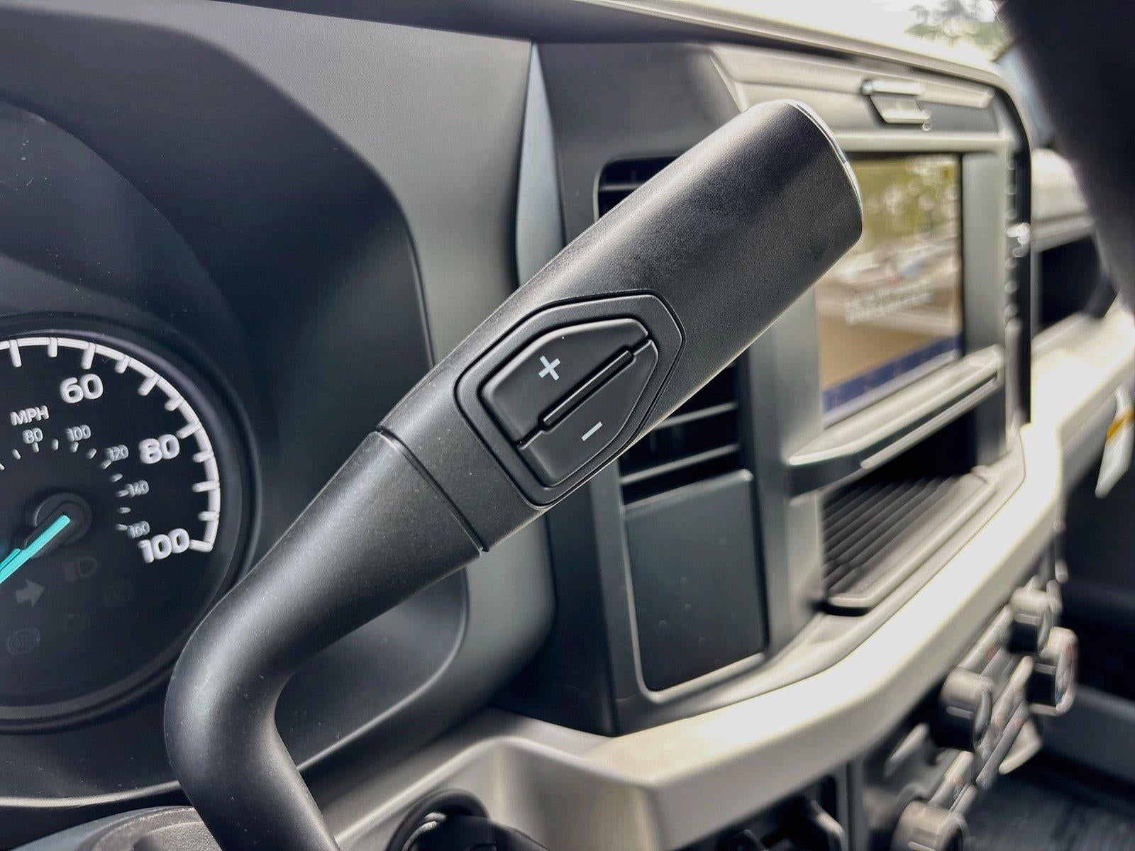 2027 Ford Super Duty F-350 Drw XL