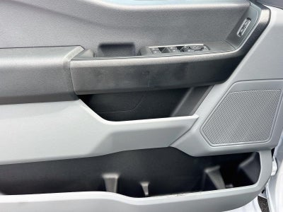 2027 Ford Super Duty F-350 Drw XL