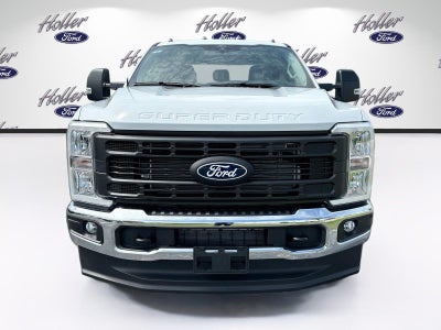 2027 Ford Super Duty F-350 Drw XL
