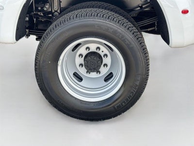 2027 Ford Super Duty F-350 Drw XL