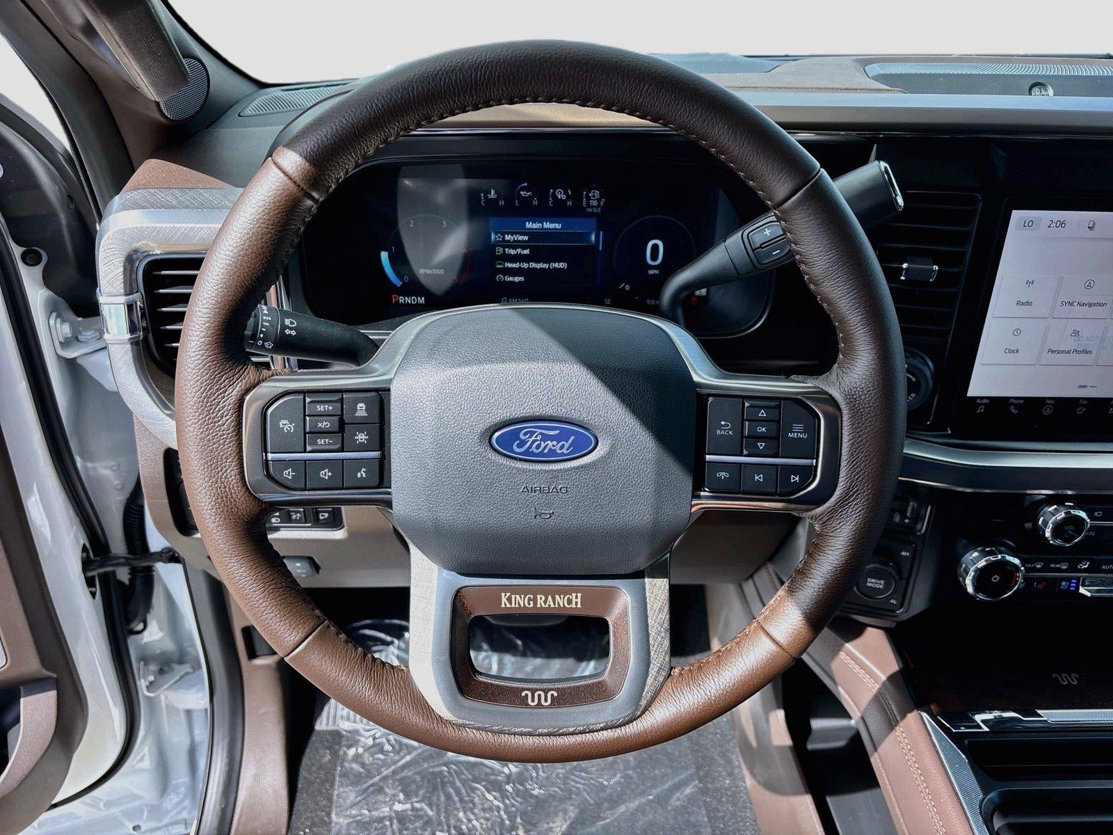 2027 Ford Super Duty F-350 DRW King Ranch
