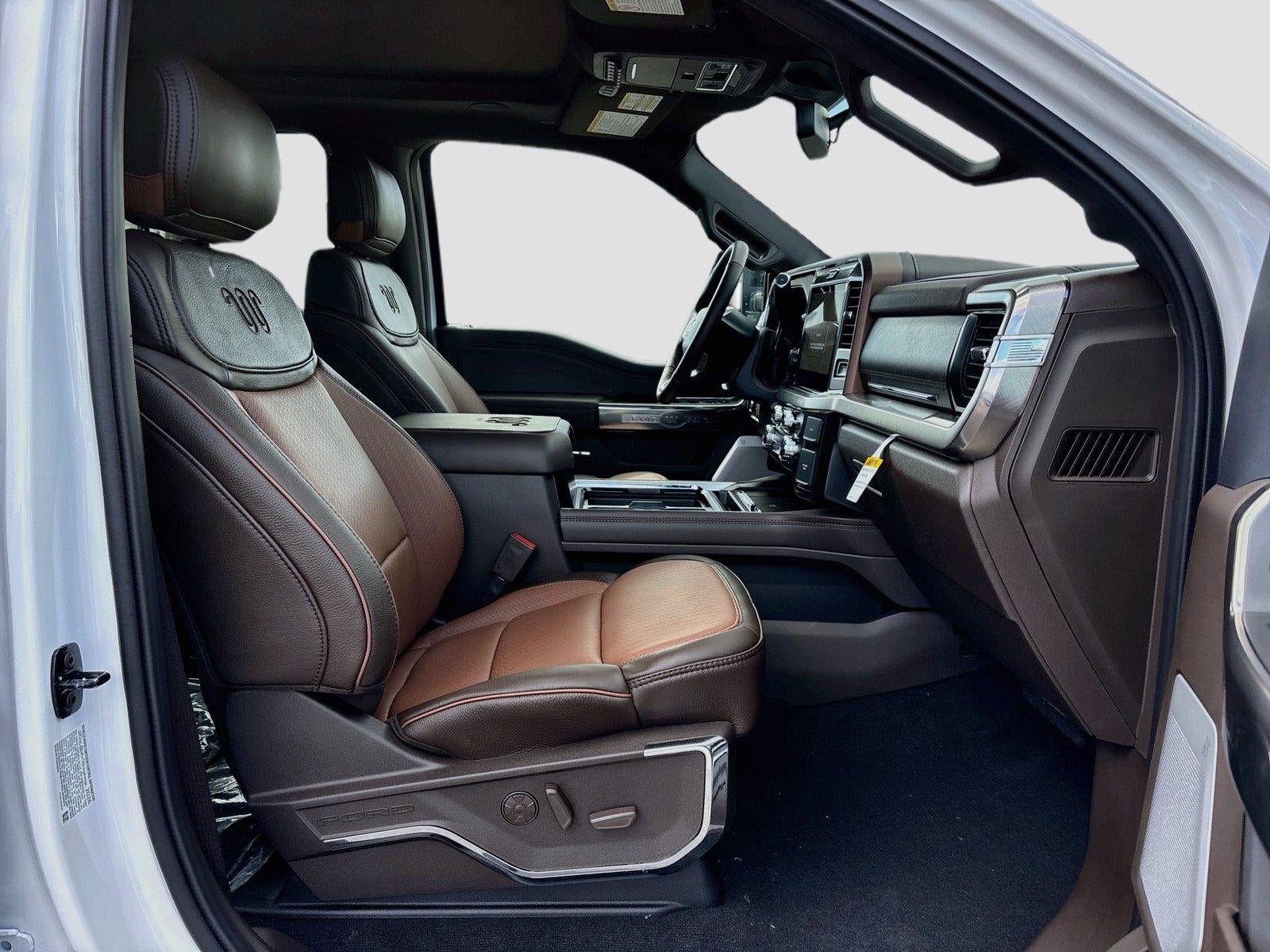 2027 Ford Super Duty F-350 DRW King Ranch