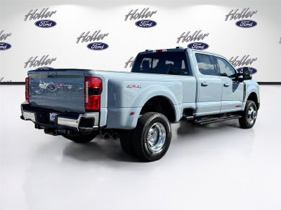 2026 Ford Super Duty F-350 DRW LARIAT