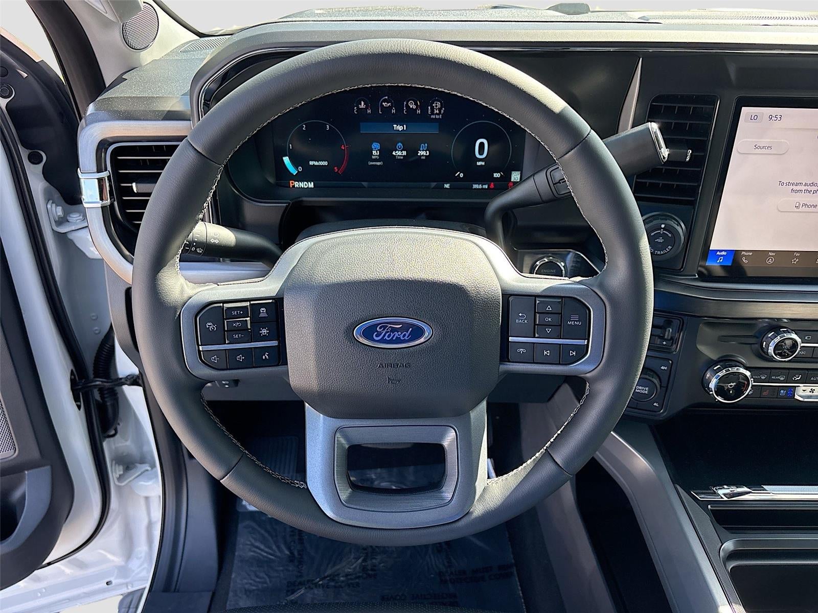 2026 Ford Super Duty F-350 DRW LARIAT