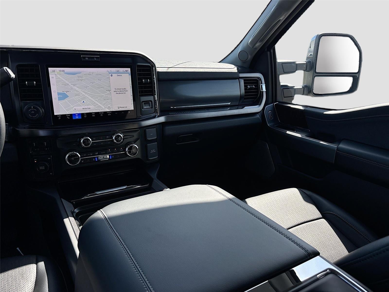 2026 Ford Super Duty F-350 DRW LARIAT