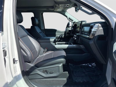2026 Ford Super Duty F-350 DRW LARIAT