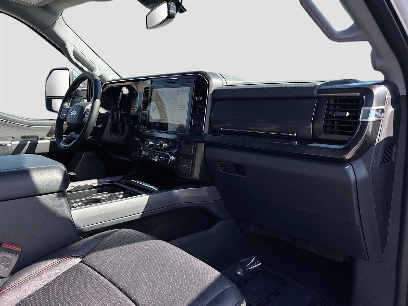 2026 Ford Super Duty F-350 DRW LARIAT