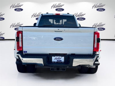 2026 Ford Super Duty F-350 DRW LARIAT
