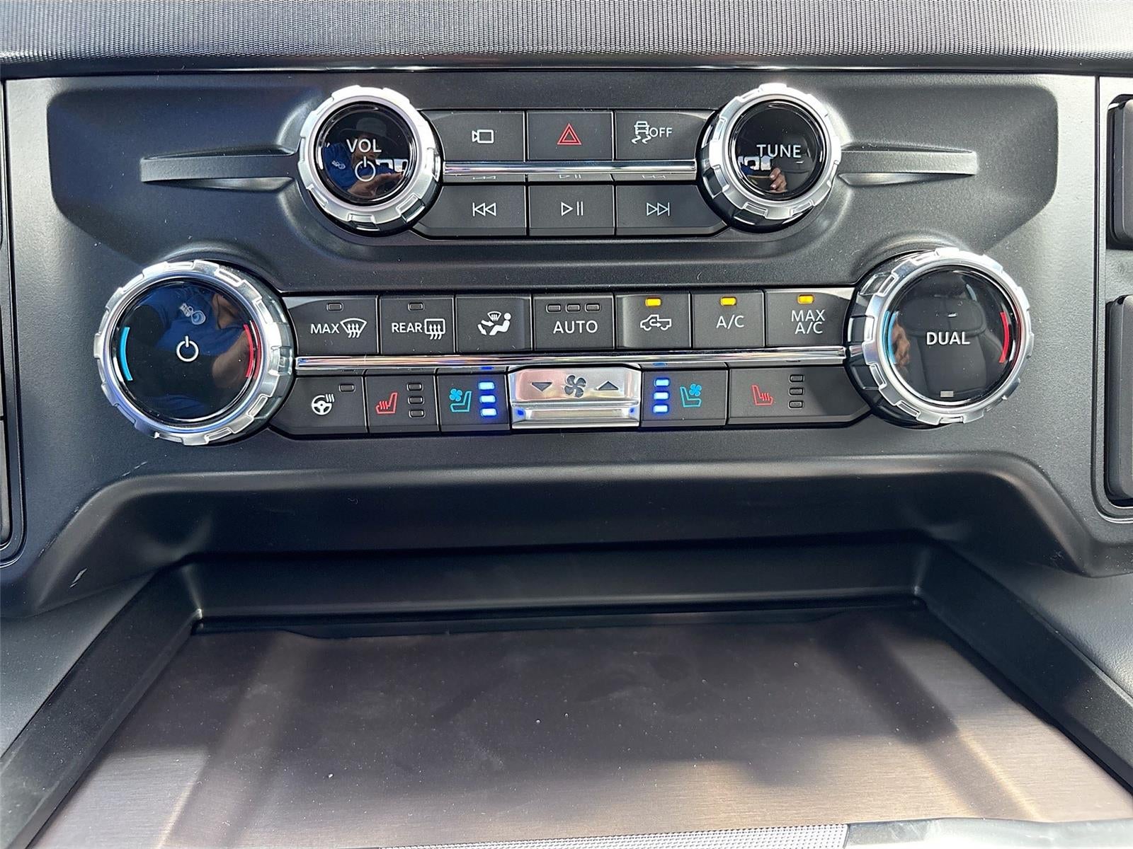 2026 Ford Super Duty F-450 DRW Platinum