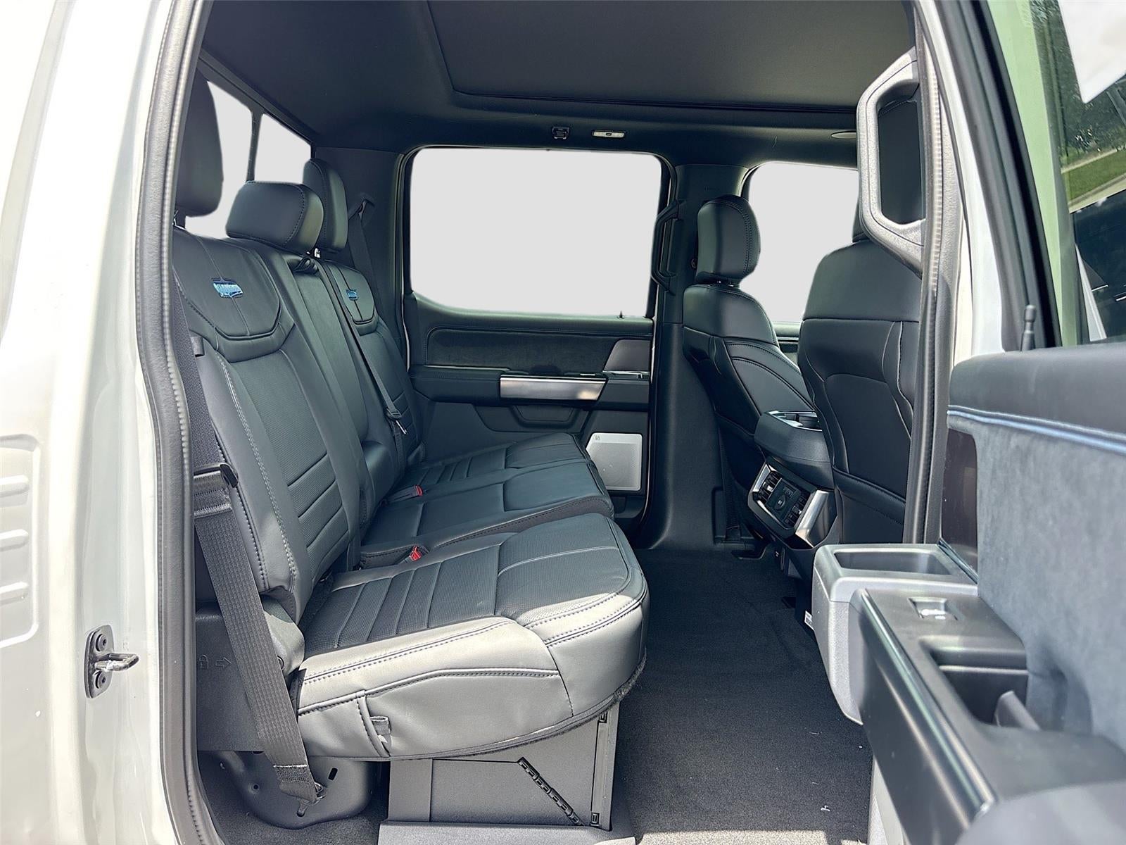 2026 Ford Super Duty F-450 DRW Platinum