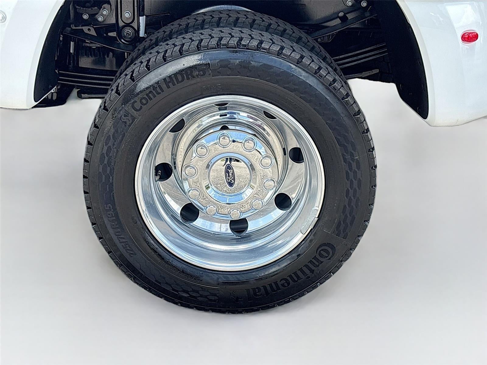 2026 Ford Super Duty F-450 DRW Platinum