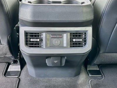 2027 Ford Super Duty F-450 DRW LARIAT