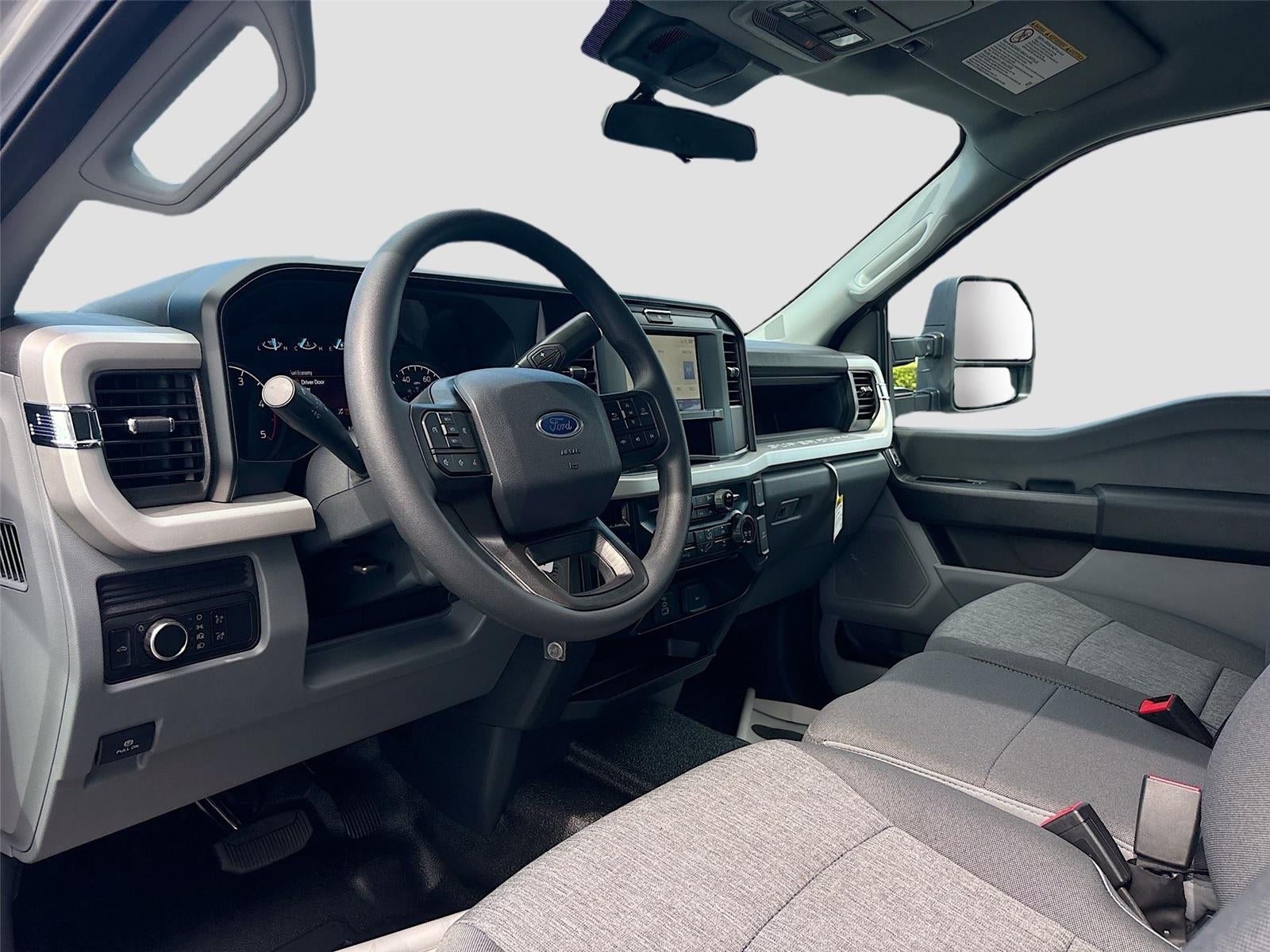 2025 Ford Super Duty F-250 SRW XL