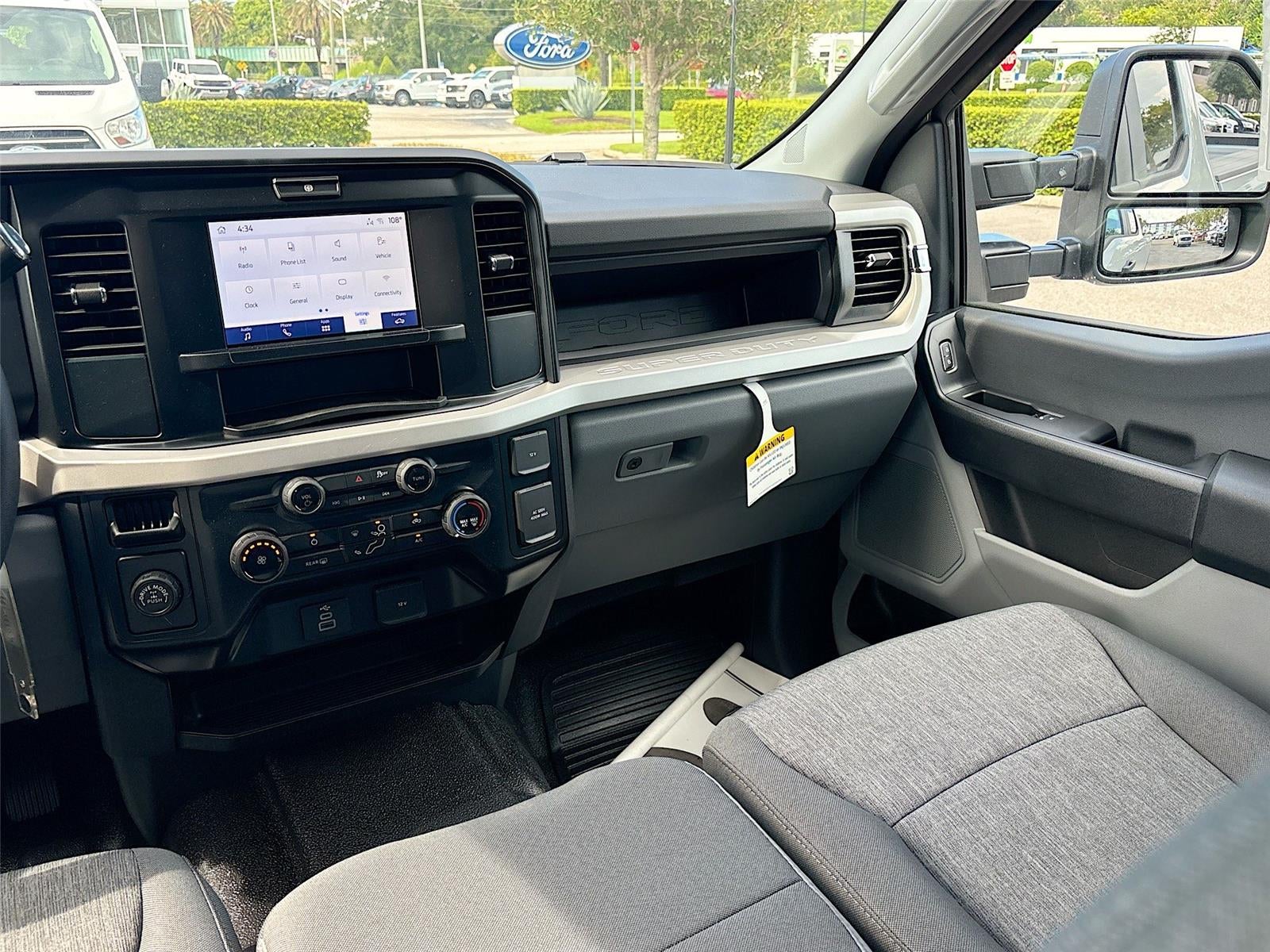 2025 Ford Super Duty F-250 SRW XL