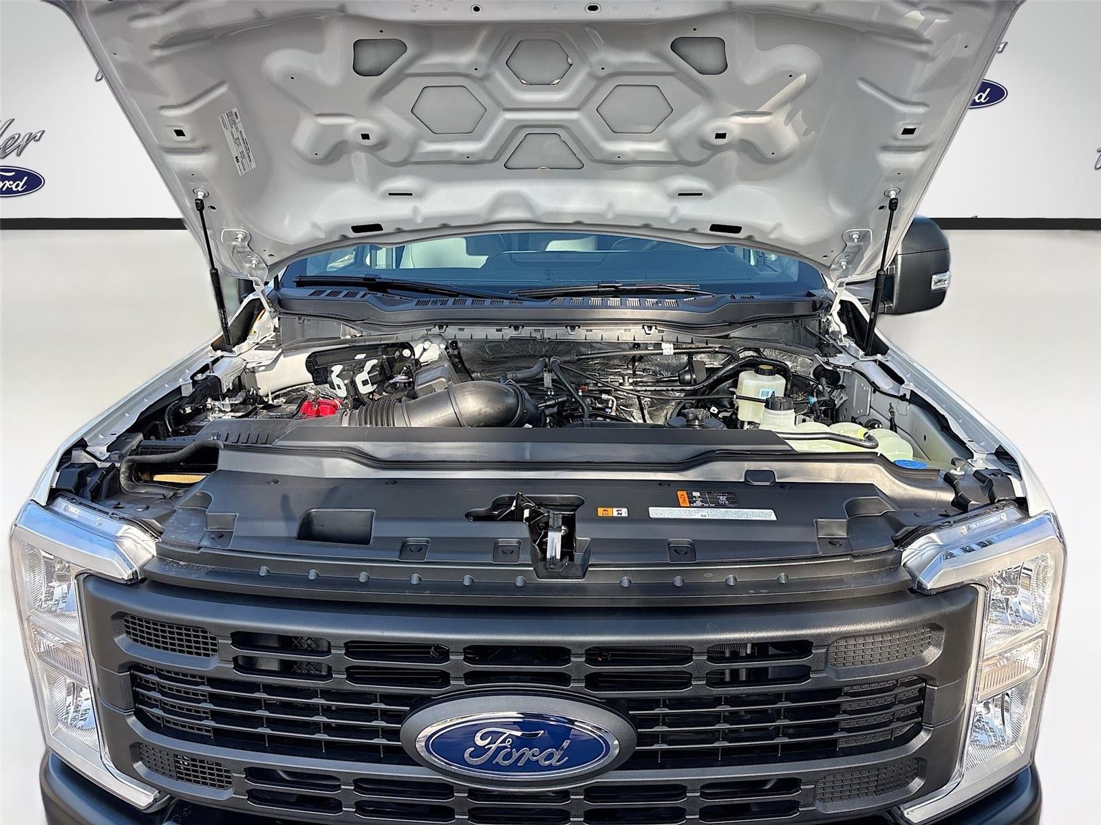 2026 Ford Super Duty F-350 SRW XL