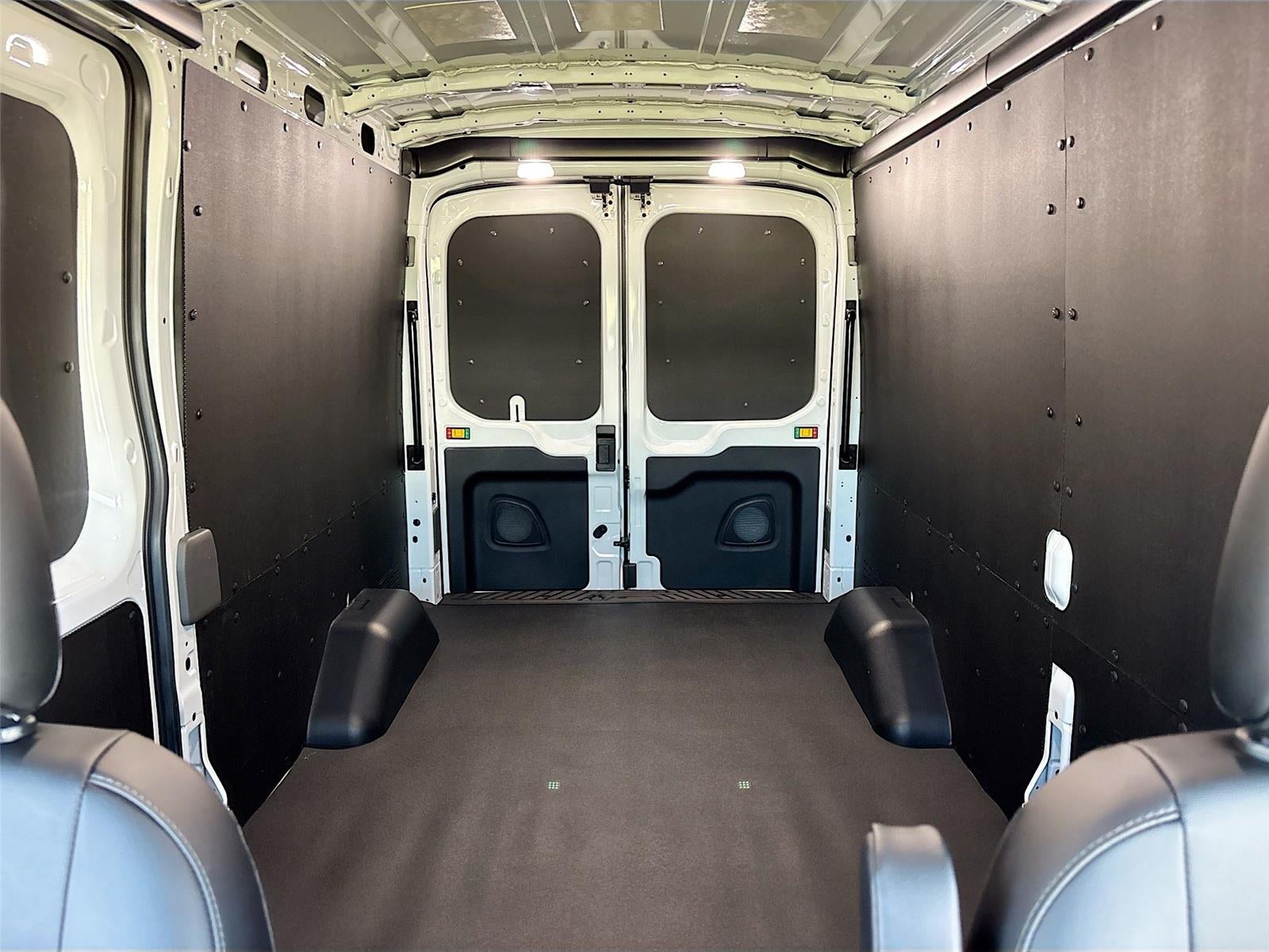 2026 Ford Transit Cargo Van T-250 148" Med Rf 9150 GVWR RWD