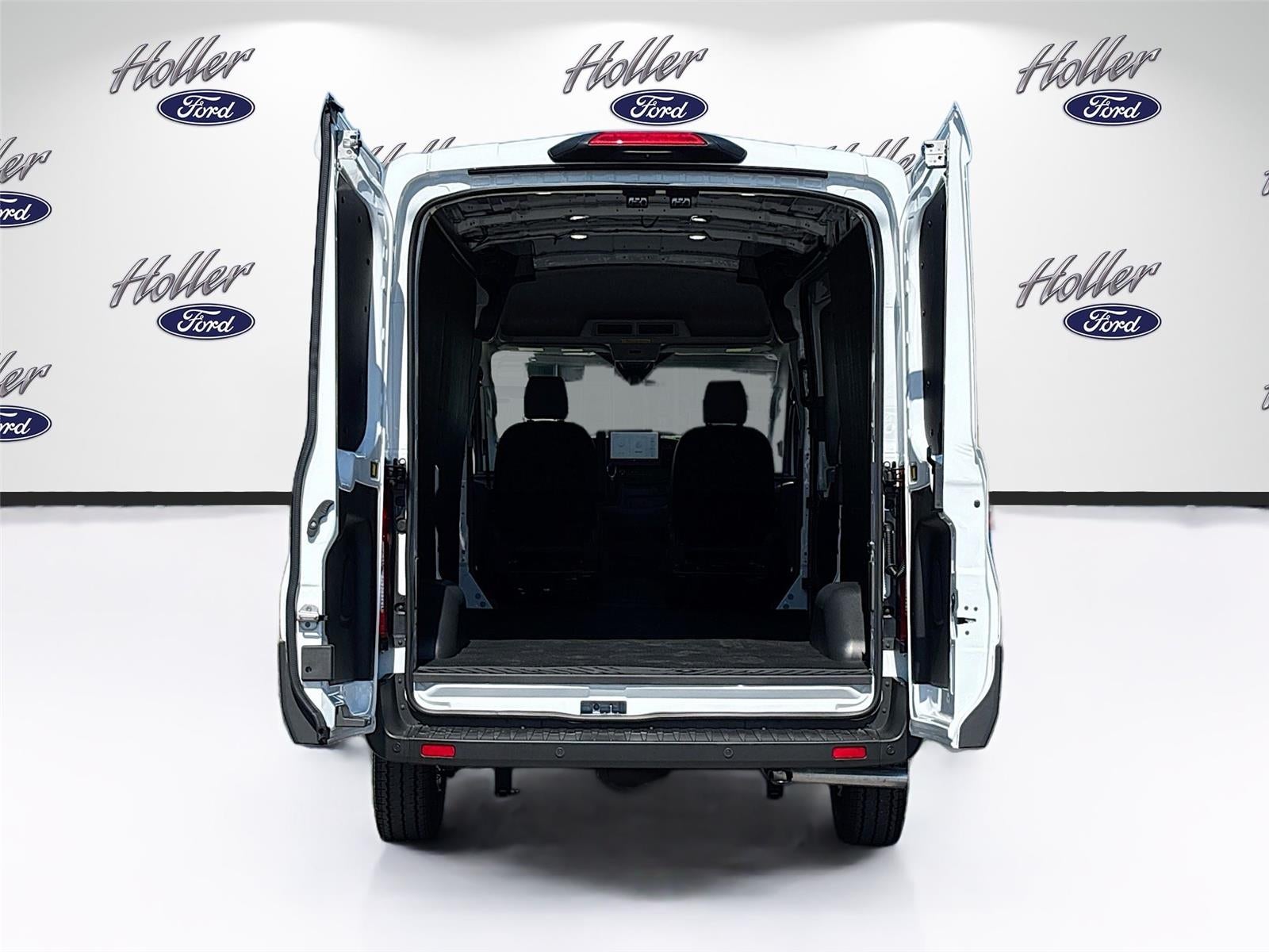 2026 Ford Transit Cargo Van T-250 148" Med Rf 9150 GVWR RWD