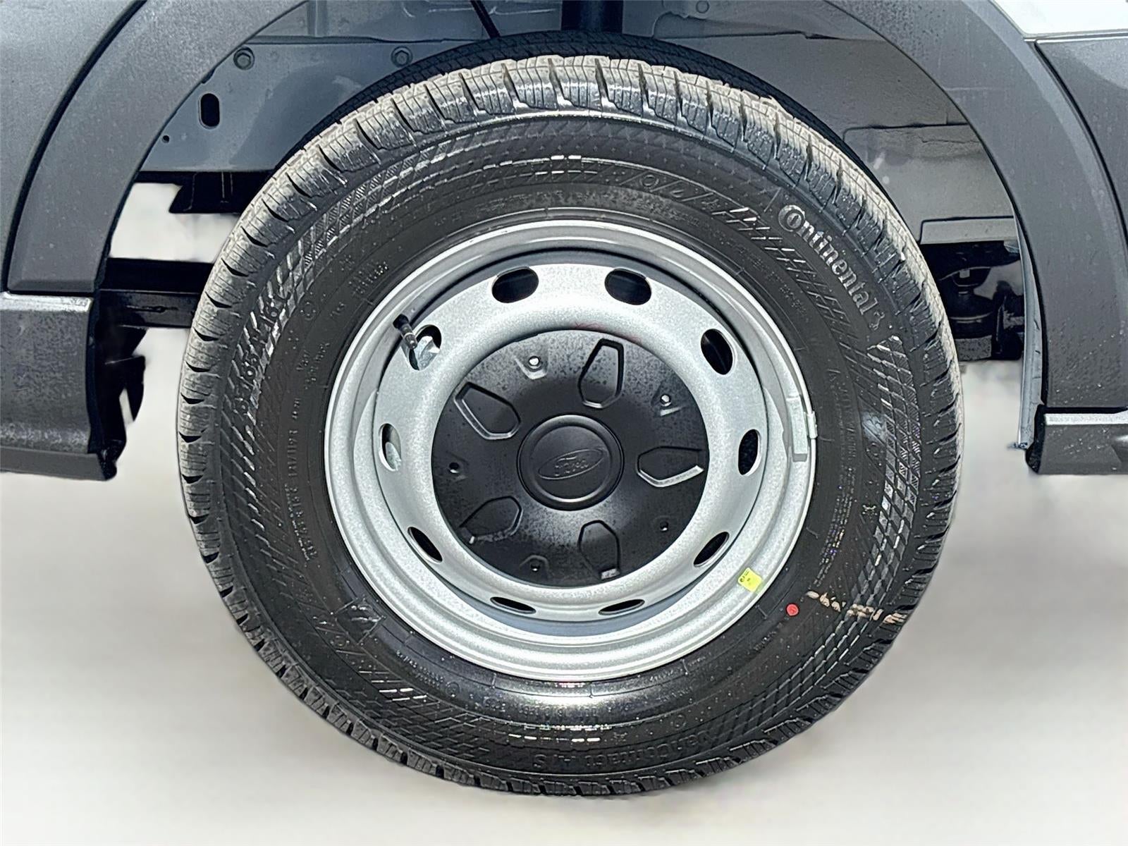 2026 Ford Transit Cargo Van T-250 148" Med Rf 9150 GVWR RWD