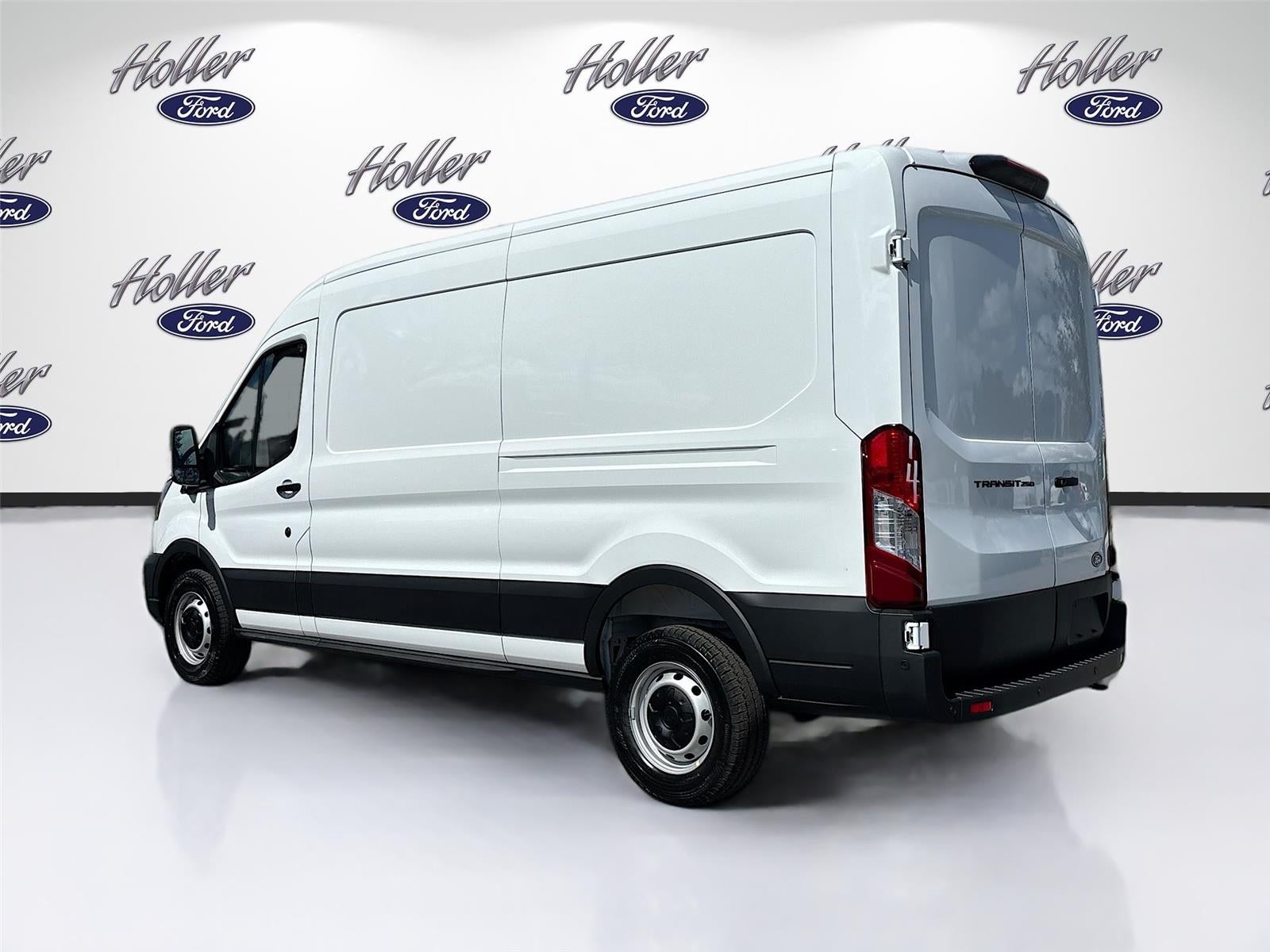 2026 Ford Transit Cargo Van T-250 148" Med Rf 9150 GVWR RWD