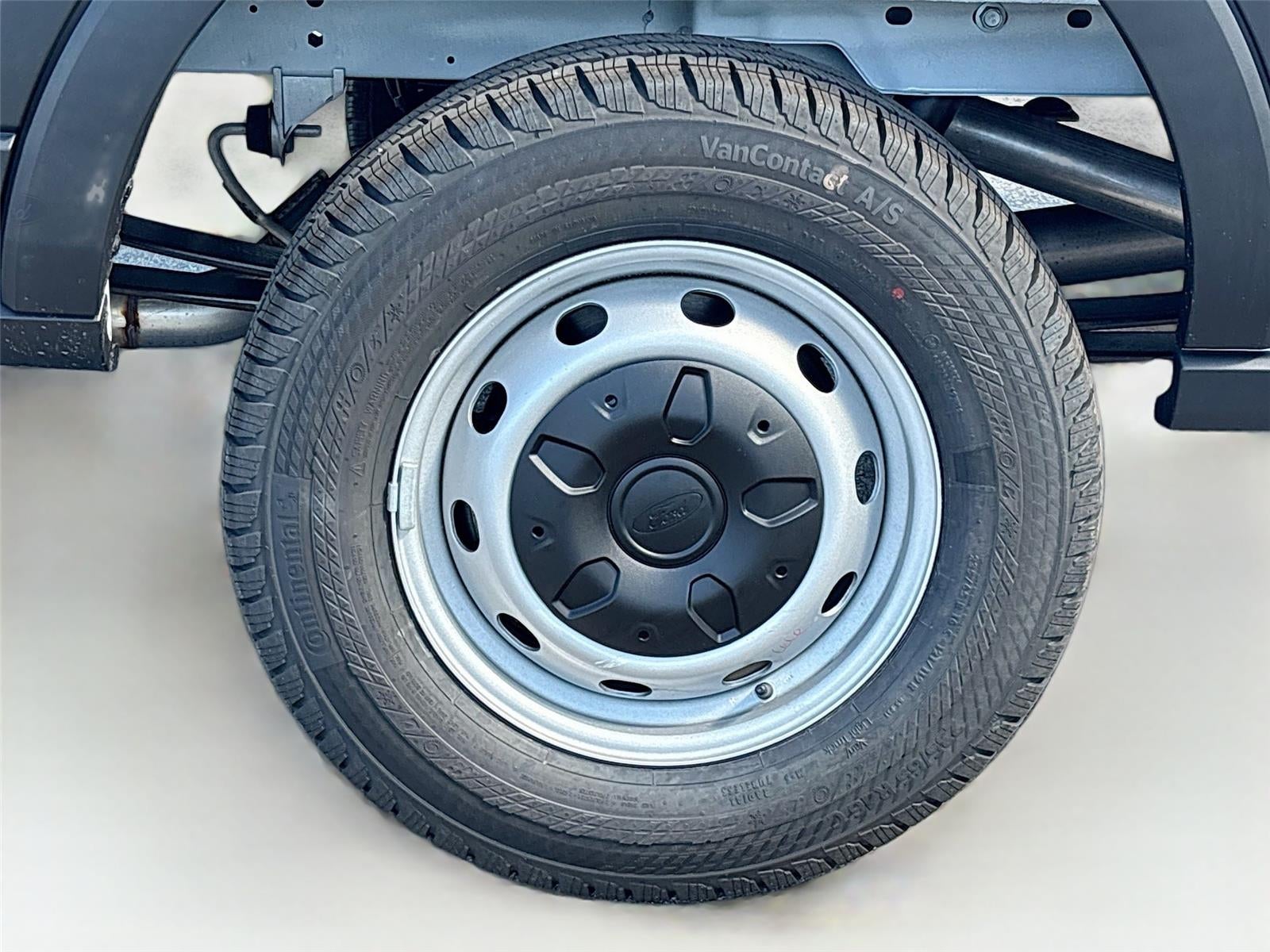 2026 Ford Transit Cargo Van T-250 148" Med Rf 9150 GVWR RWD