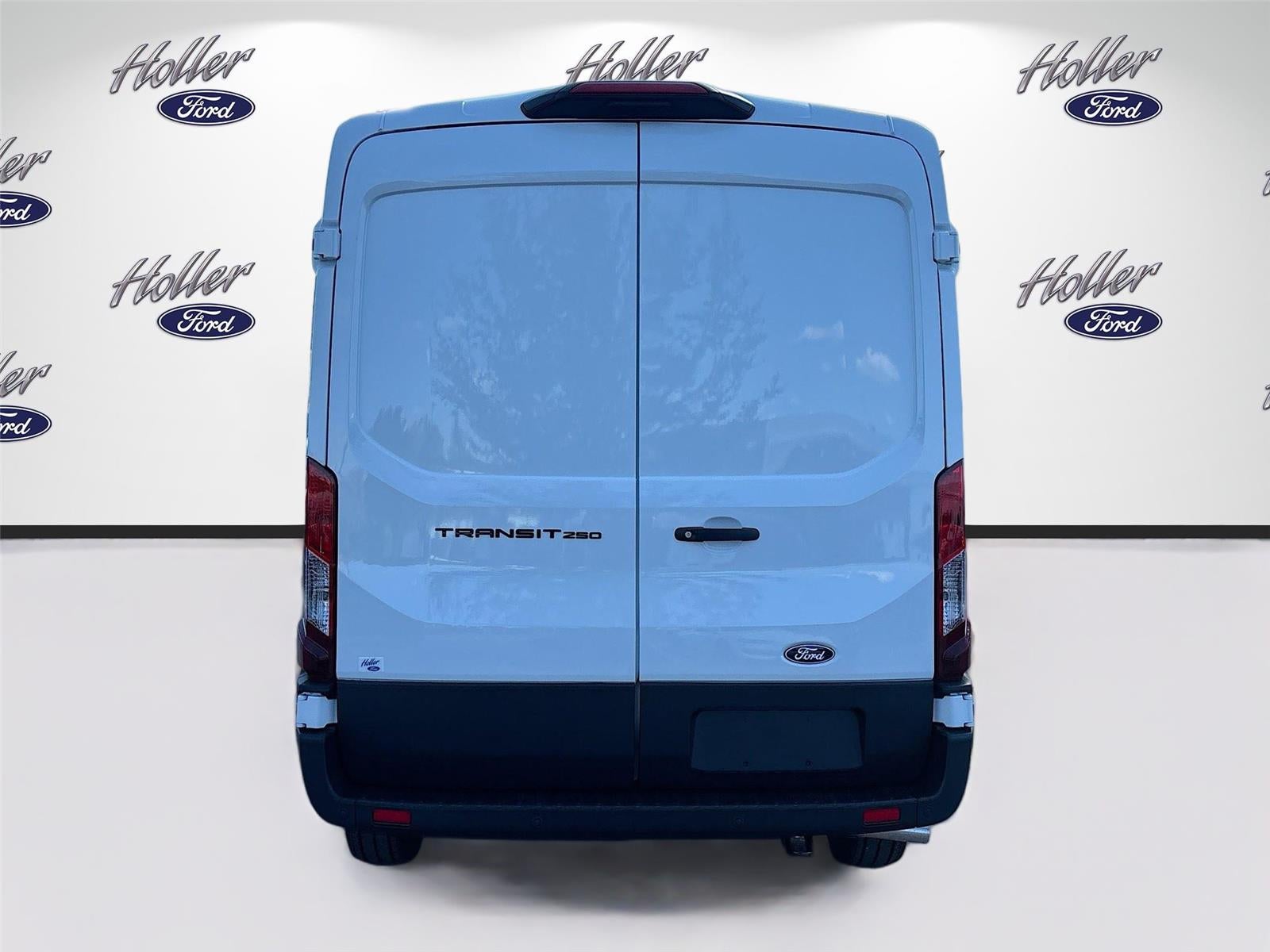 2026 Ford Transit Cargo Van T-250 148" Med Rf 9150 GVWR RWD