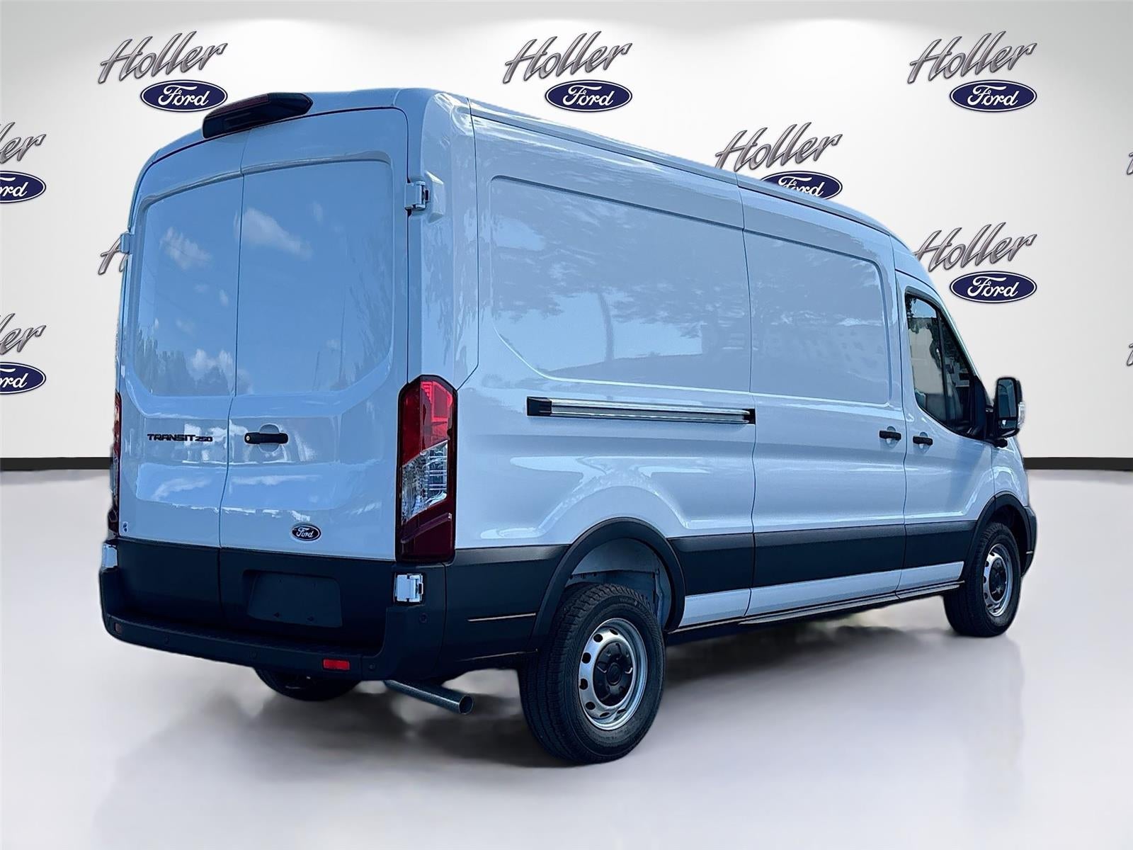 2026 Ford Transit Cargo Van T-250 148" Med Rf 9150 GVWR RWD