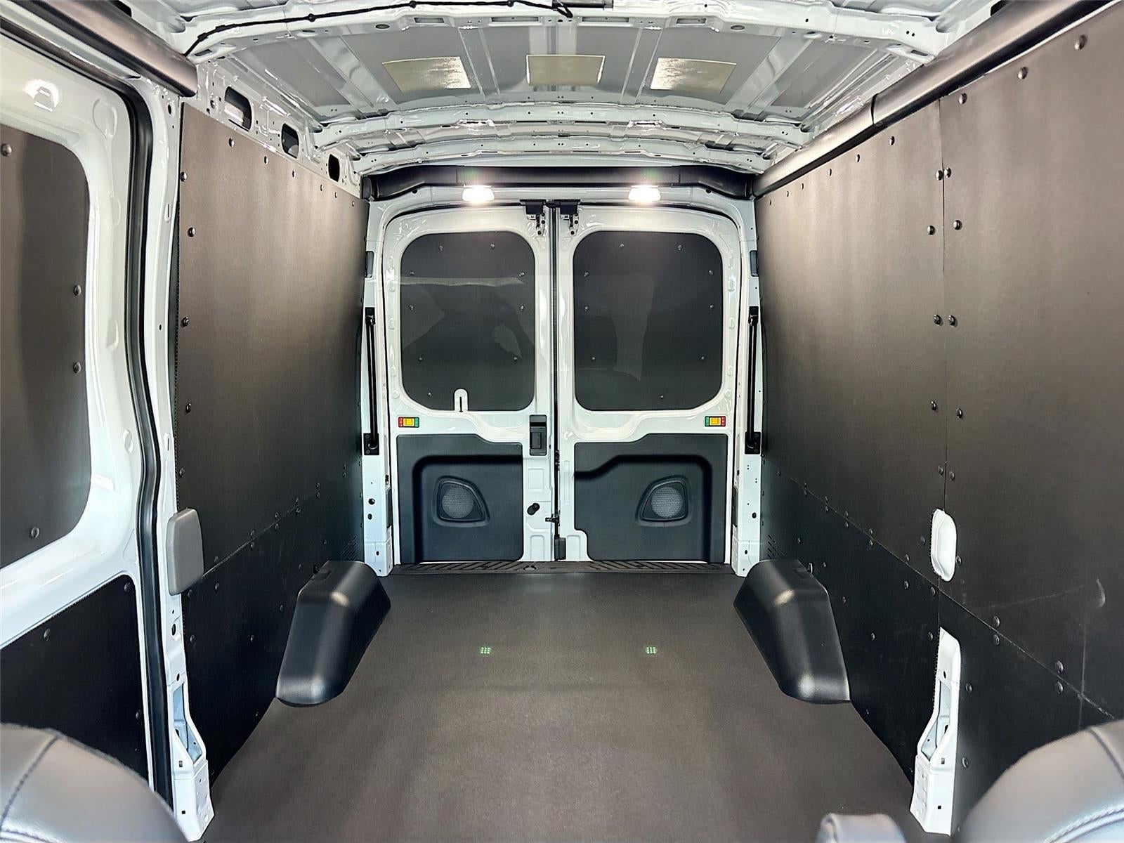 2026 Ford Transit Cargo Van T-250 148" Med Rf 9150 GVWR RWD