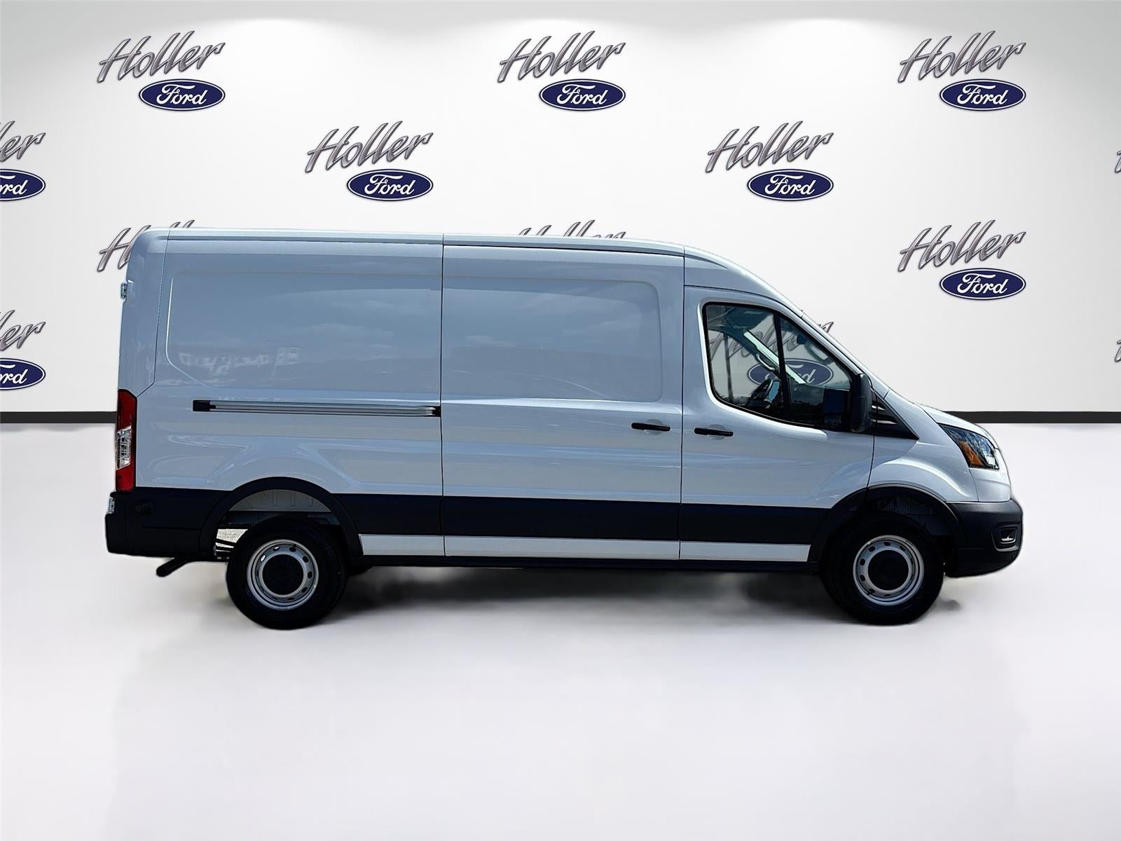 2026 Ford Transit Cargo Van T-250 148" Med Rf 9150 GVWR RWD
