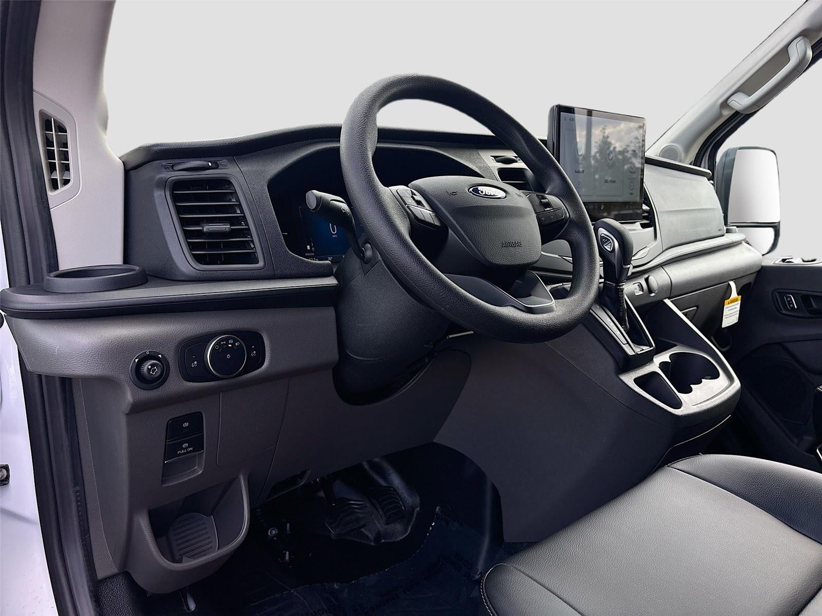 2026 Ford Transit Cargo Van T-250 148" Med Rf 9150 GVWR RWD