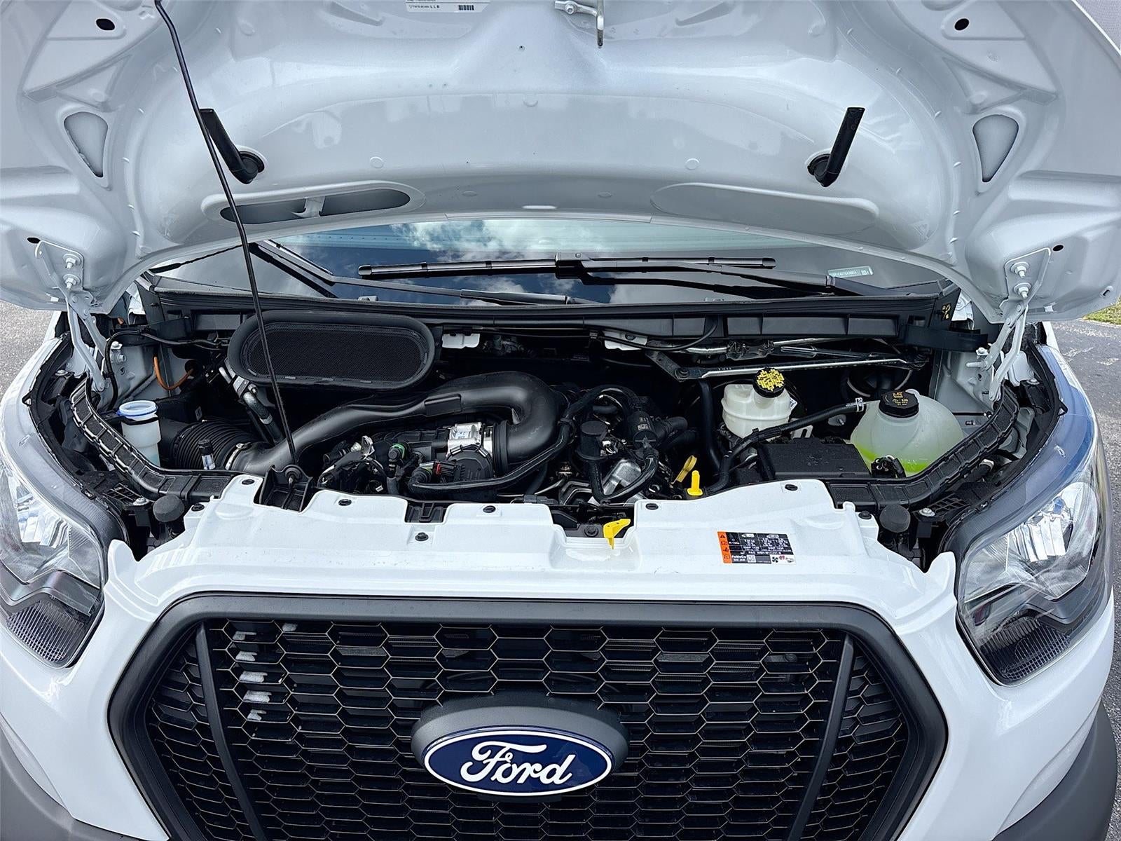 2026 Ford Transit Cargo Van T-250 148" Med Rf 9150 GVWR RWD