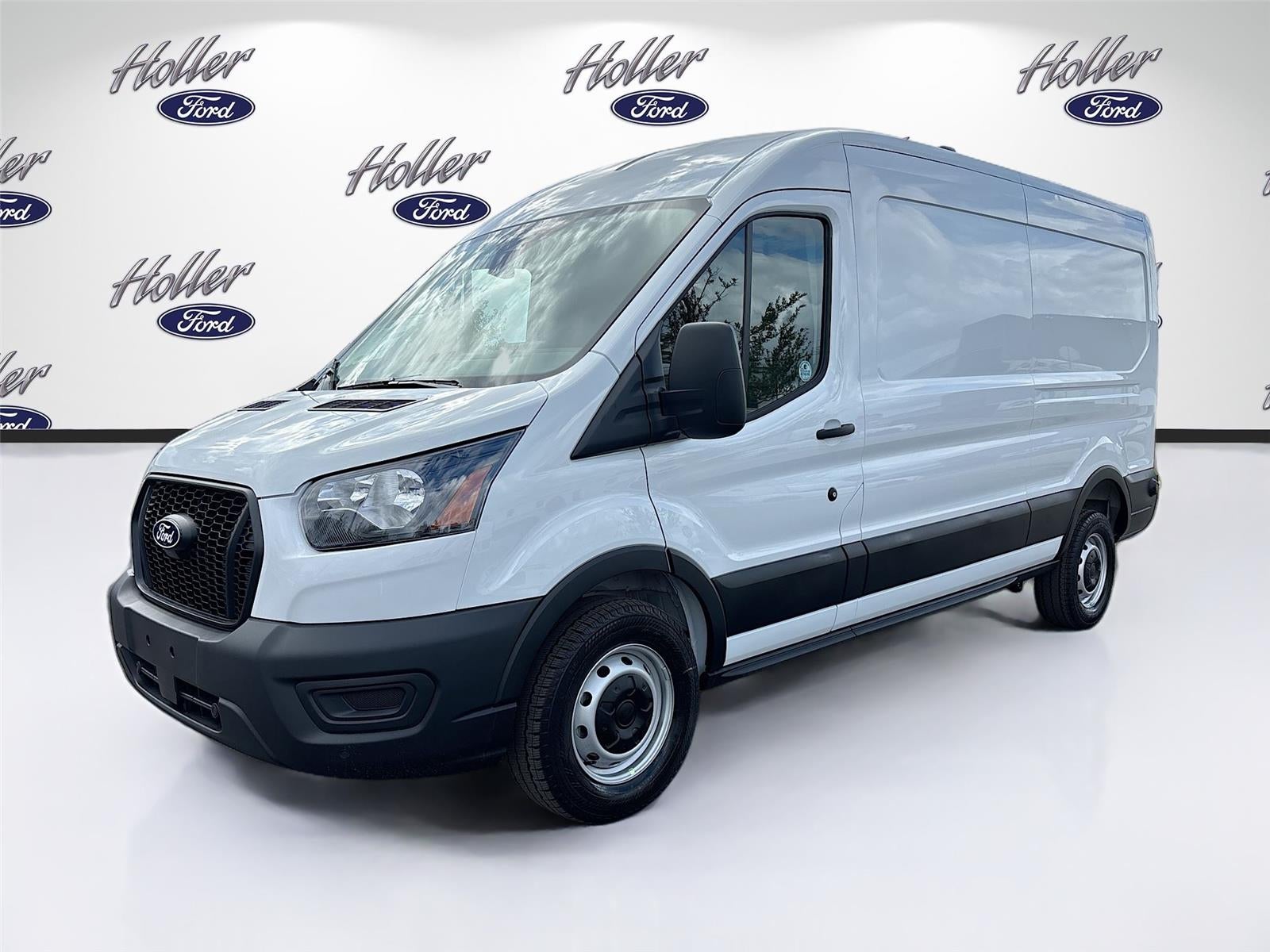 2026 Ford Transit Cargo Van T-250 148" Med Rf 9150 GVWR RWD