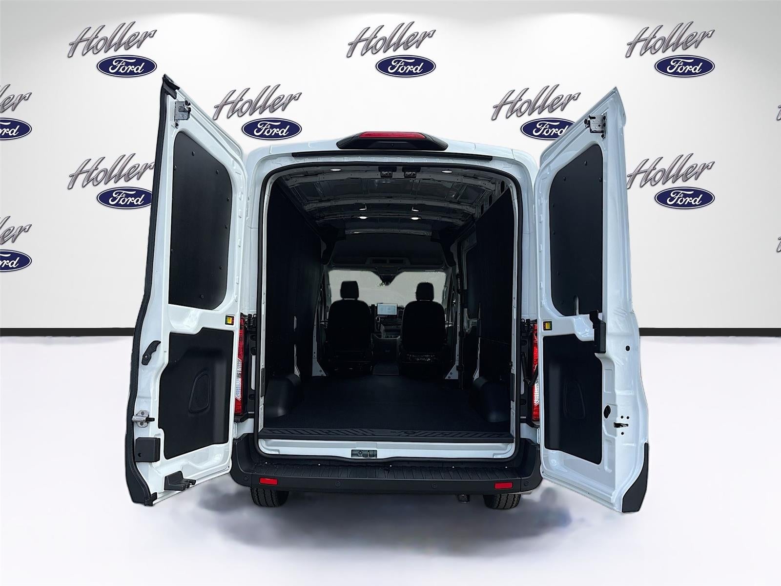 2026 Ford Transit Cargo Van T-250 148" Med Rf 9150 GVWR RWD