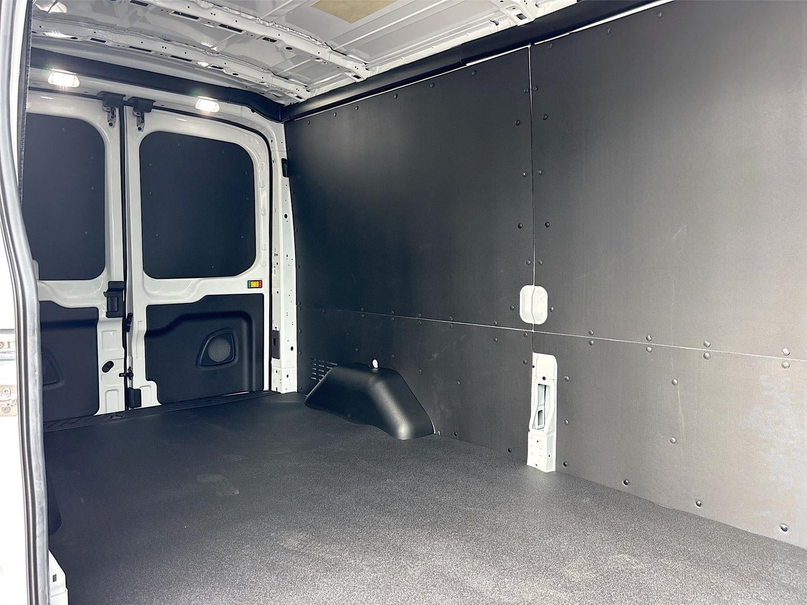 2026 Ford Transit Cargo Van T-250 148" Med Rf 9150 GVWR RWD