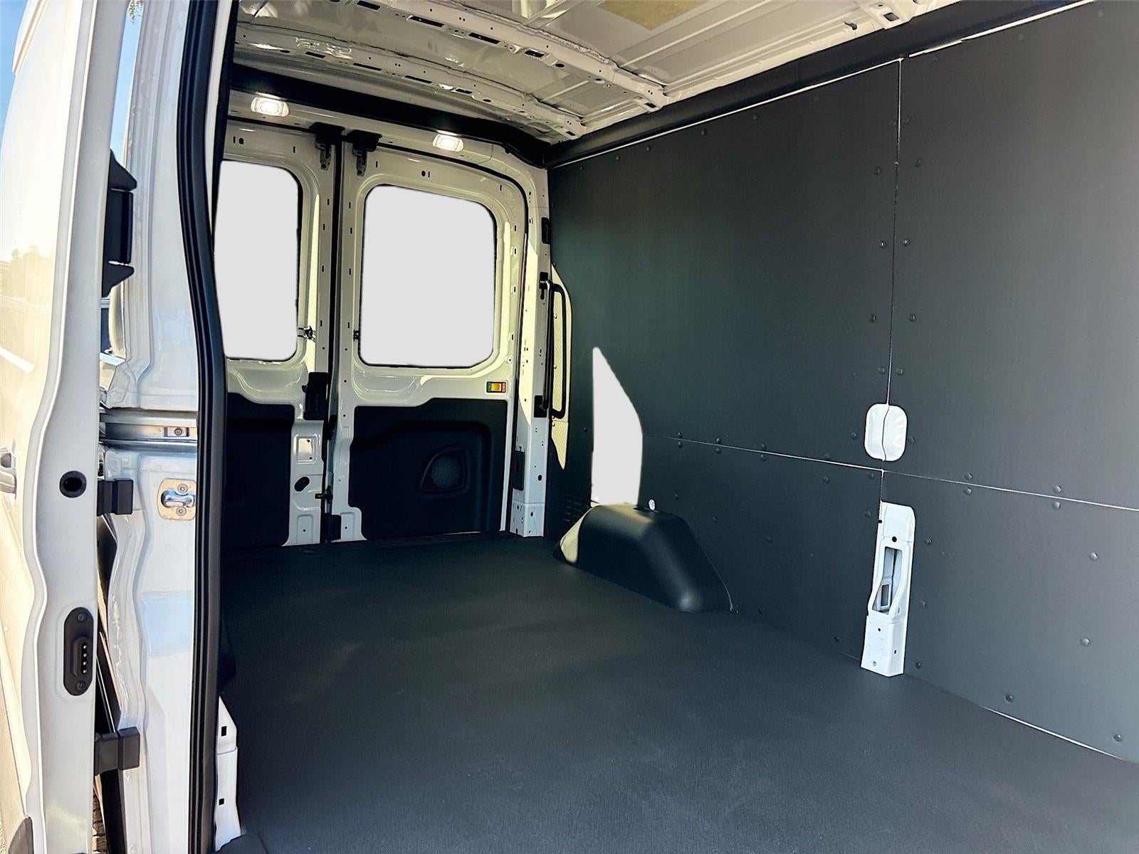 2026 Ford Transit Cargo Van T-250 148" Med Rf 9150 GVWR RWD