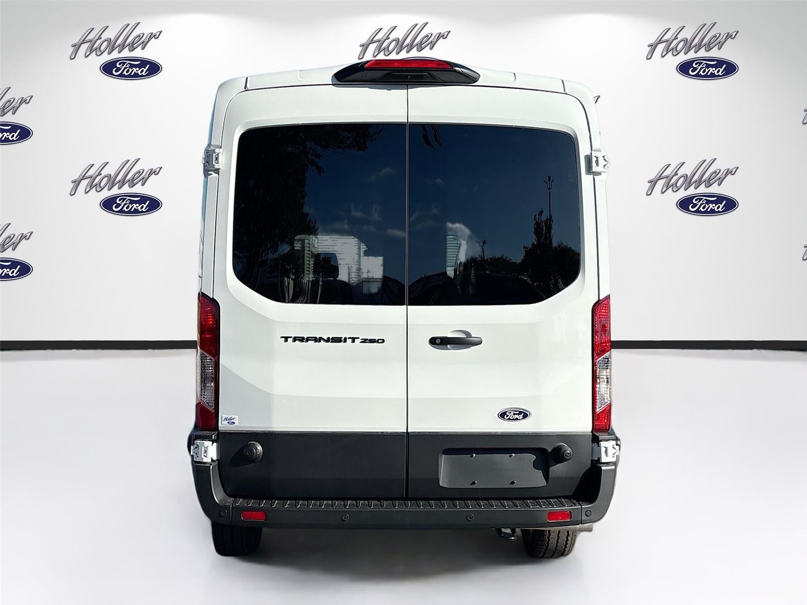 2026 Ford Transit Cargo Van T-250 148" Med Rf 9150 GVWR RWD
