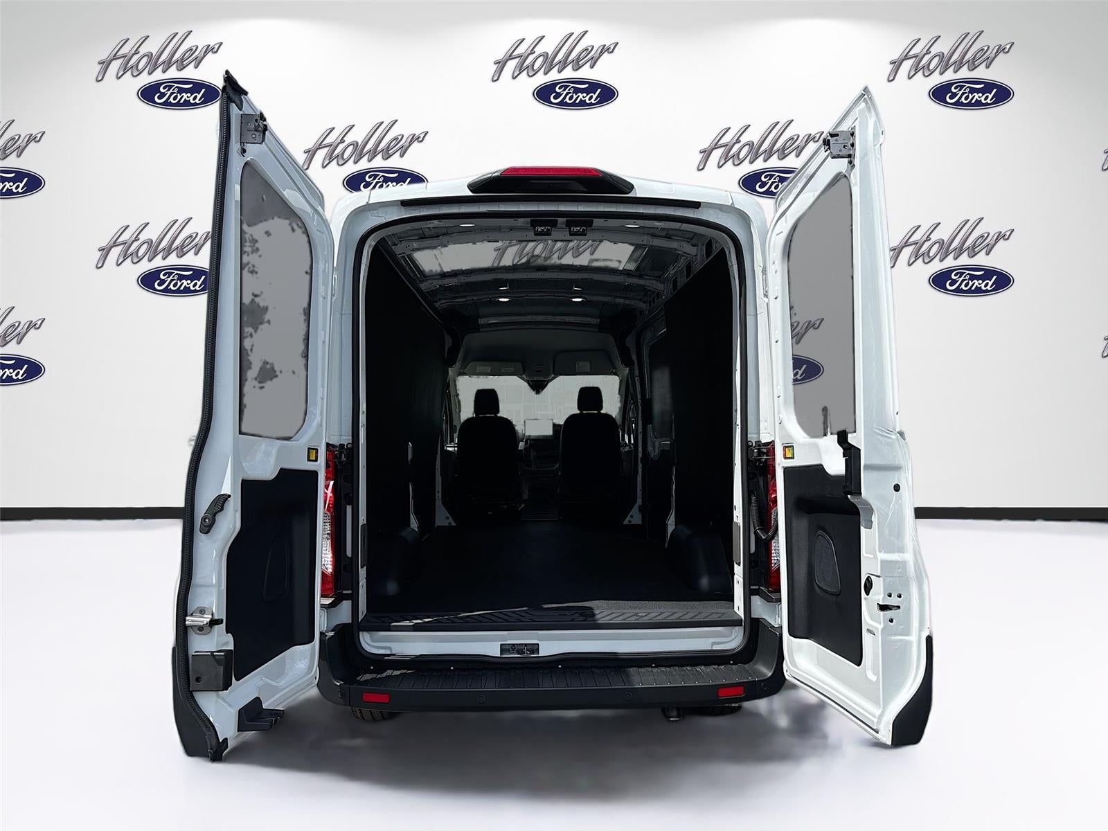 2025 Ford Transit Cargo Van T-250 148" Med Rf 9070 GVWR RWD