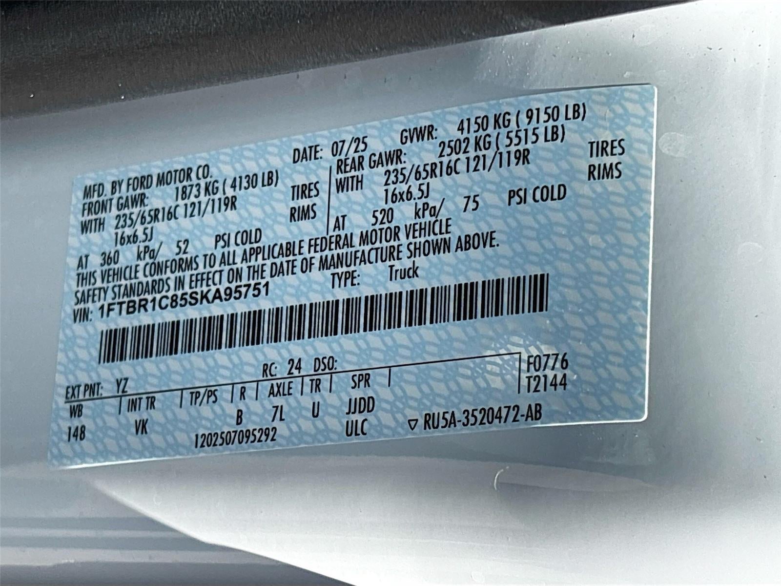 2025 Ford Transit Cargo Van T-250 148" Med Rf 9070 GVWR RWD