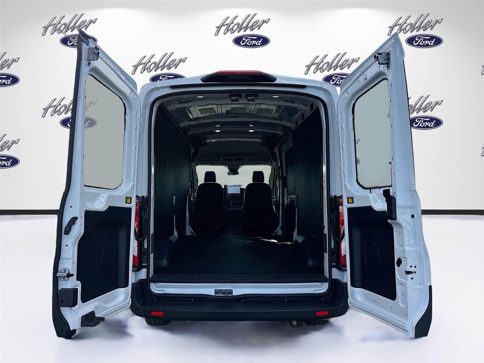 2026 Ford Transit Cargo Van T-250 148" Med Rf 9150 GVWR RWD