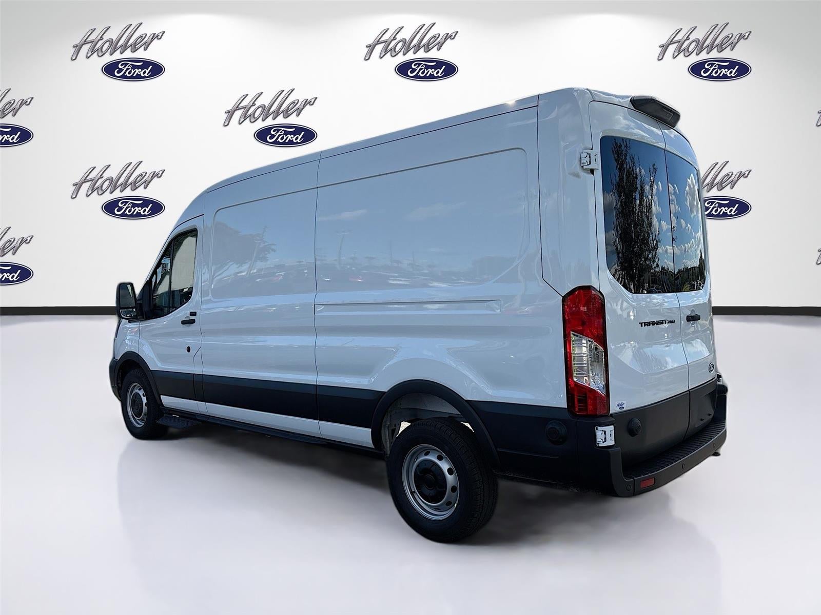 2026 Ford Transit Cargo Van T-250 148" Med Rf 9150 GVWR RWD
